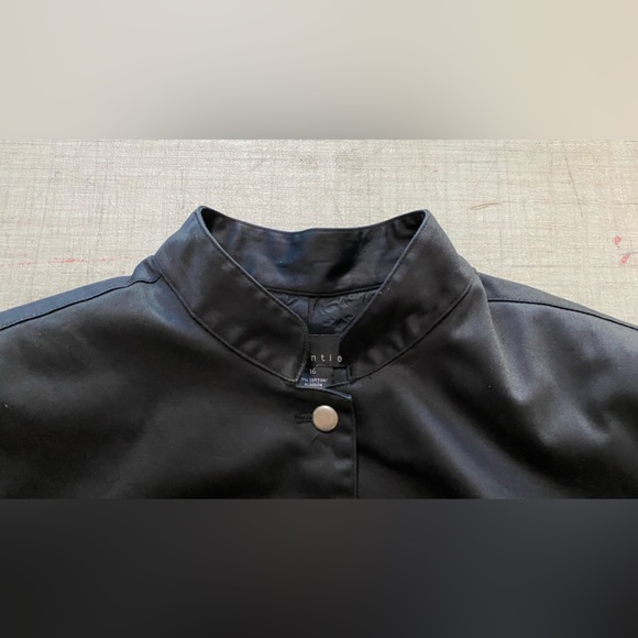Attention women’s black button up jacket size 16 two button front pockets - Picture 4 of 11